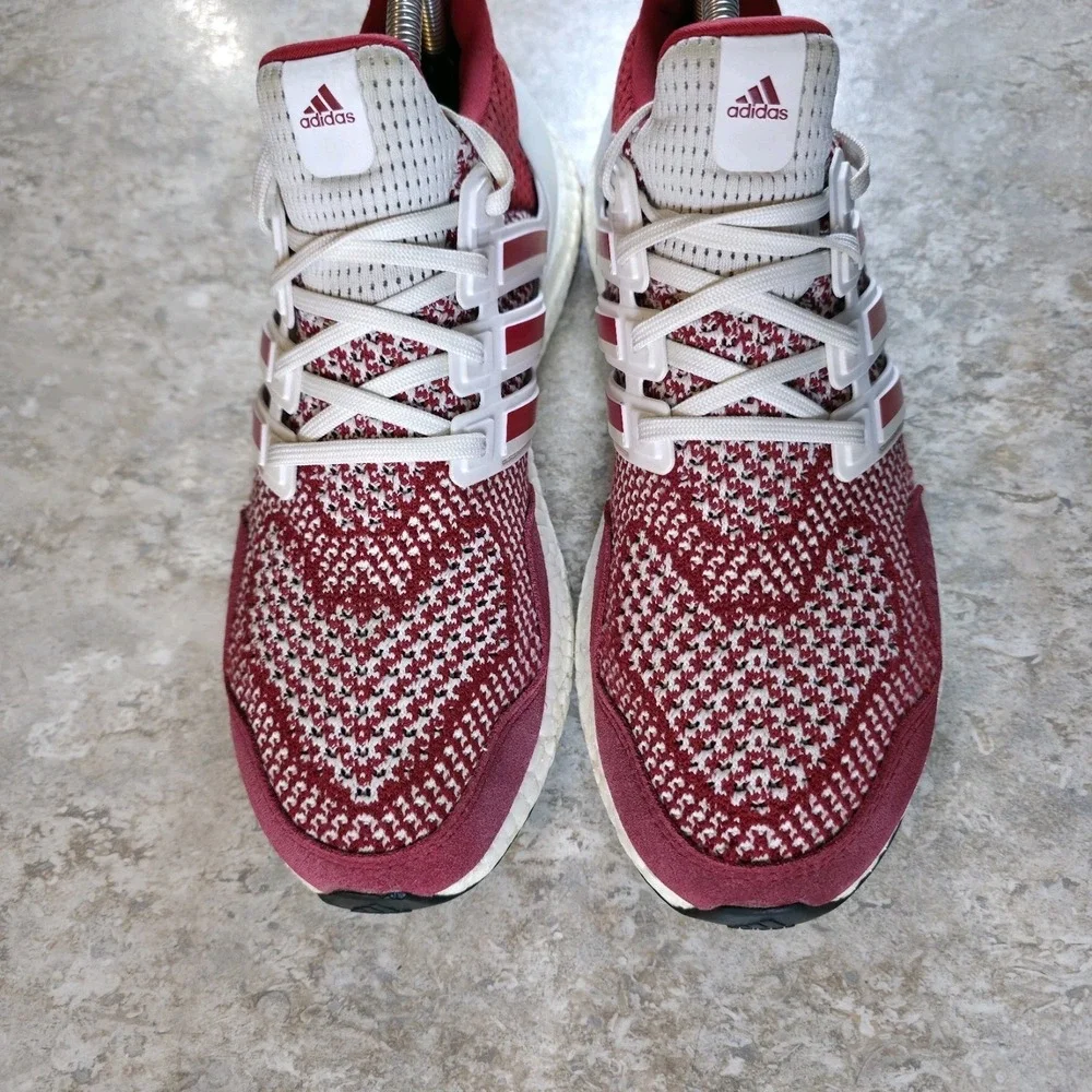 Size 8 NCAA x Adidas UltraBoost 1.0 Indiana Hoosiers Running Shoe * No Insoles *